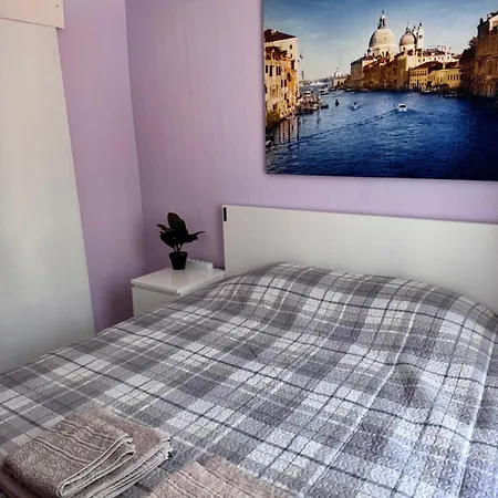 Brivibas Skati Lägenhet *